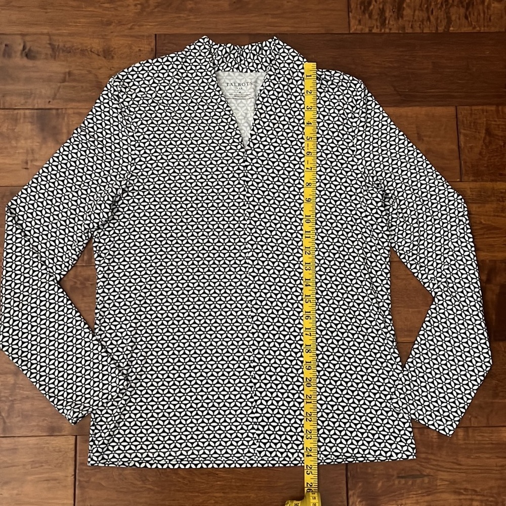 Talbots Black White Geometric Print Long Sleeve Top Size M - Picture 7 of 10